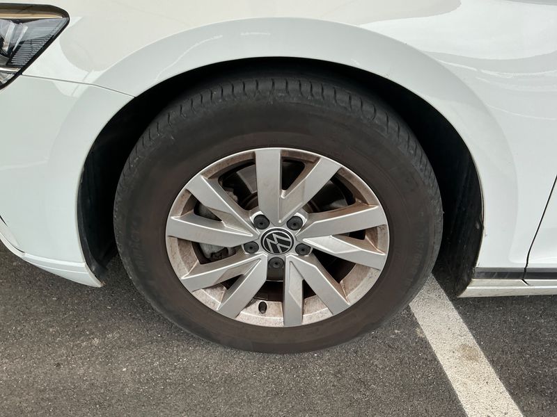 Volkswagen Passat 2.0 TDI 2021 – снимка 3