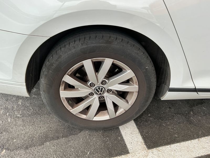 Volkswagen Passat 2.0 TDI 2021 – снимка 9
