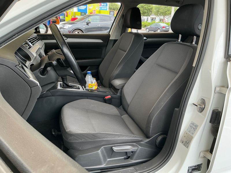 Volkswagen Passat 2.0 TDI 2021 – снимка 23