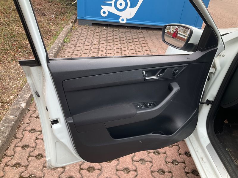 Skoda Fabia 1.4 TDI Joy 2016 – снимка 24