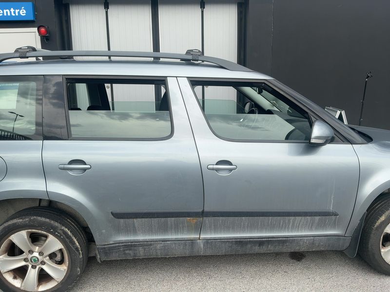 Skoda Yeti 1.6 TDI GreenLine 2012 – снимка 10