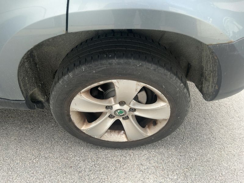 Skoda Yeti 1.6 TDI GreenLine 2012 – снимка 5