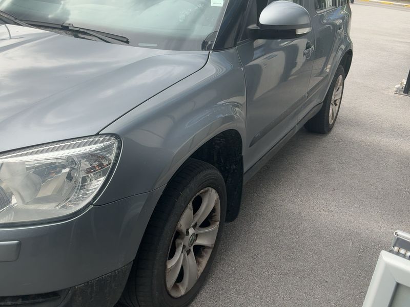 Skoda Yeti 1.6 TDI GreenLine 2012 – снимка 2