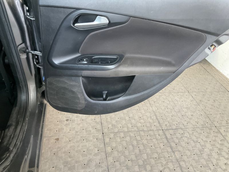 Fiat Tipo 1.3 M-Jet Easy 2016 – снимка 32