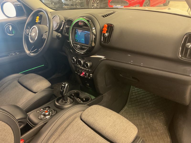 MINI Countryman Cooper D 2019 – снимка 24