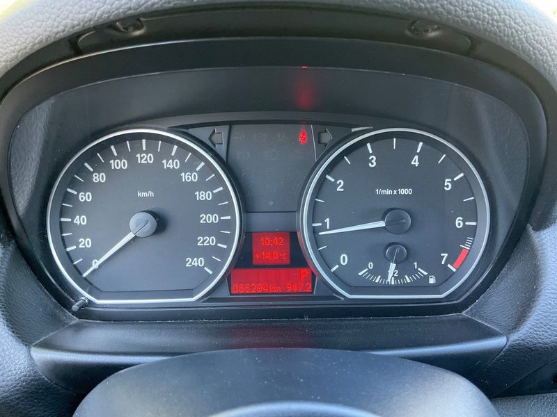 BMW 1er 118i 2007 – снимка 19