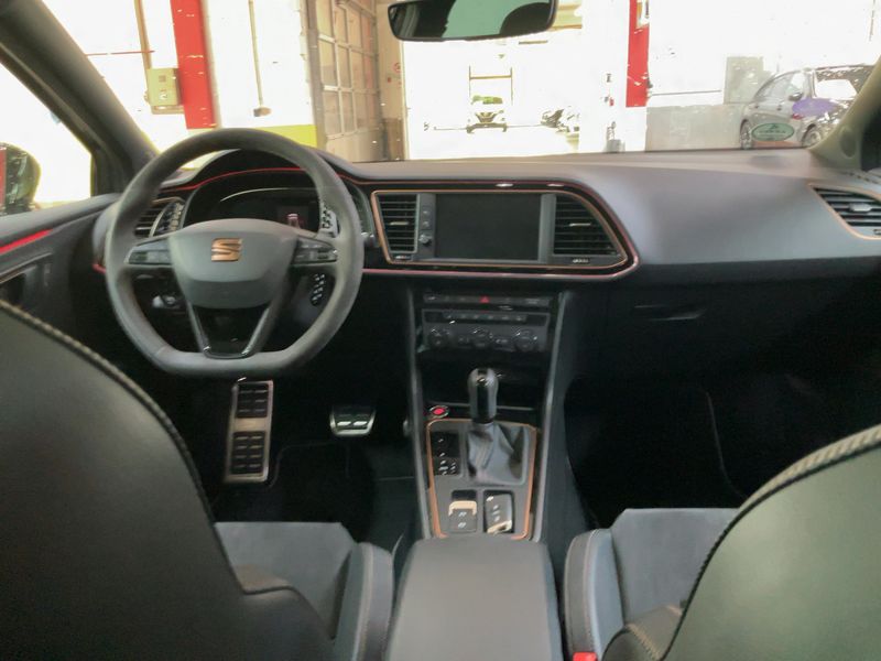 Seat Leon 2.0 TSI Cupra 300 4Drive R 2020 – снимка 17