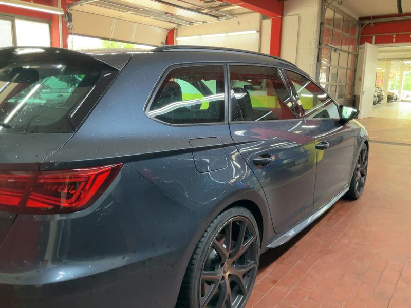 Seat Leon 2.0 TSI Cupra 300 4Drive R 2020 – снимка 8