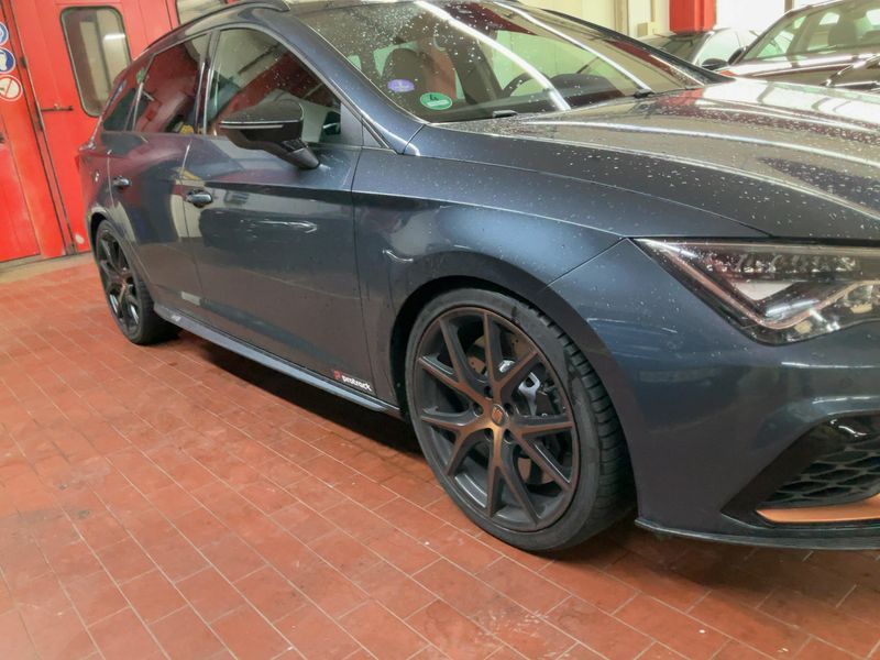 Seat Leon 2.0 TSI Cupra 300 4Drive R 2020 – снимка 12