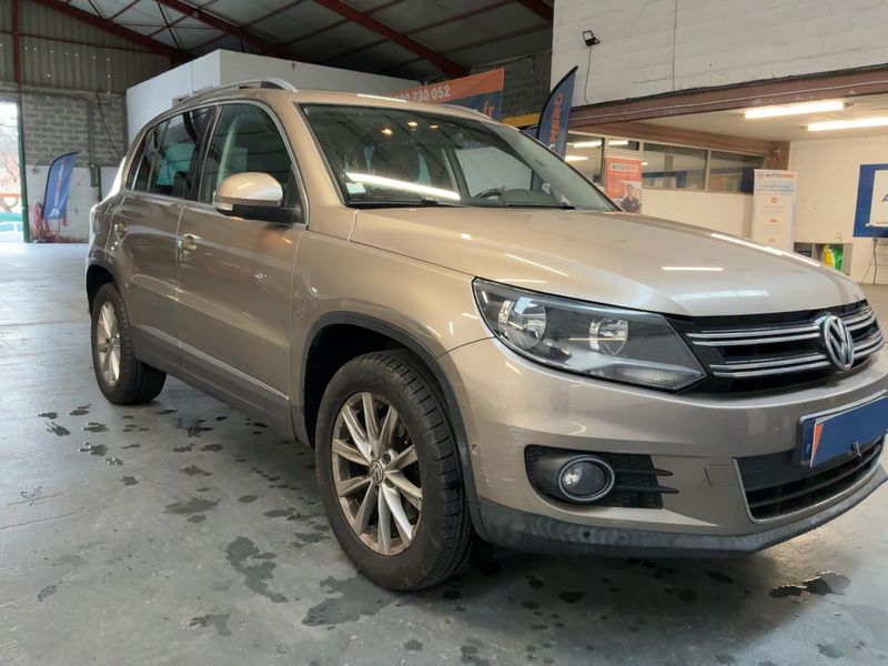 Volkswagen Tiguan 2.0 TDI Karat 4Motion BlueMotion Tech 2012 – снимка 12