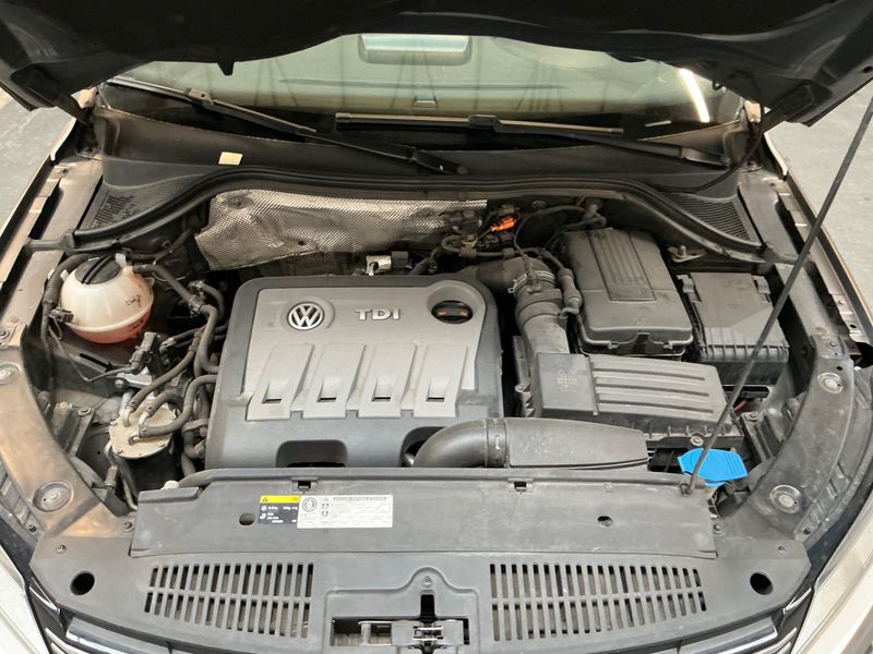Volkswagen Tiguan 2.0 TDI Karat 4Motion BlueMotion Tech 2012 – снимка 35