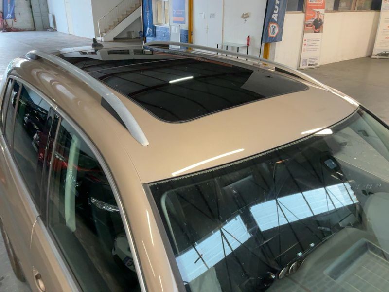 Volkswagen Tiguan 2.0 TDI Karat 4Motion BlueMotion Tech 2012 – снимка 13
