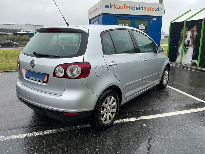 Volkswagen Golf V Plus 1.6 FSI Comfortline 2005 – снимка 2