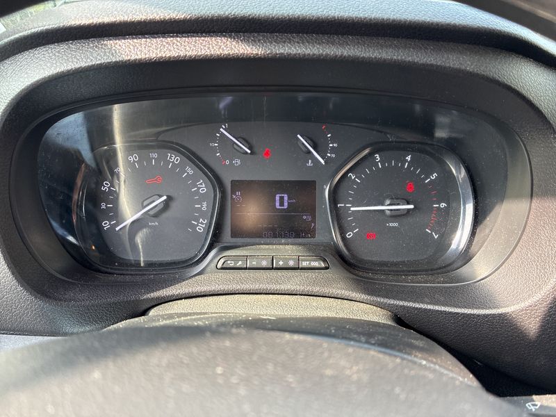 Peugeot Expert 2.0 Blue-HDi Lang 2023 – снимка 12