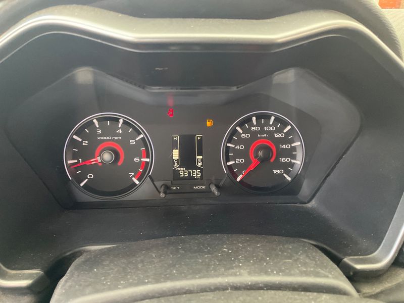 Mahindra KUV 100 1.2 K6+ 2018 – снимка 4