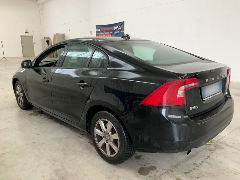Volvo S60 1.6 D2 Kinetic 2012 – снимка 6