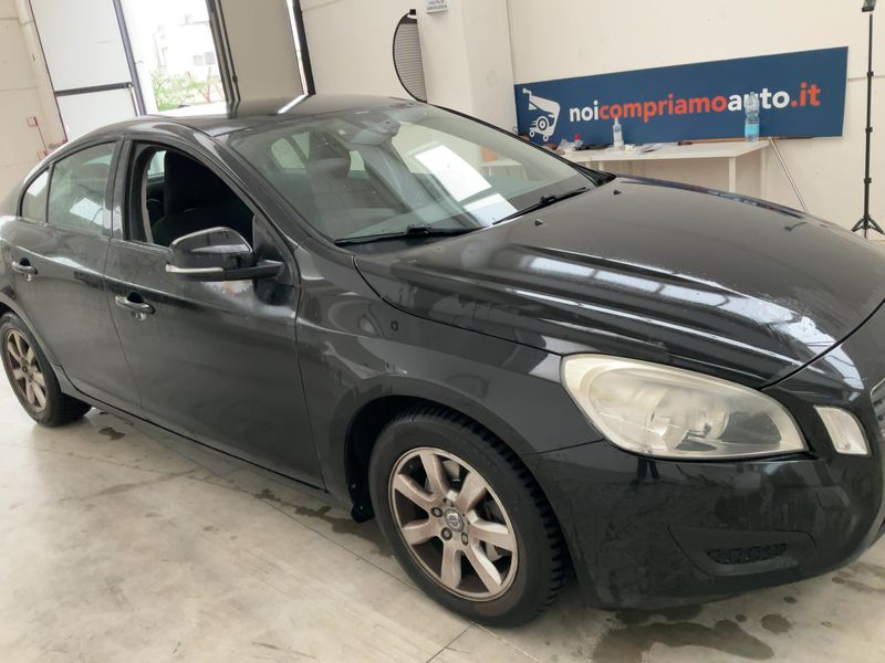Volvo S60 1.6 D2 Kinetic 2012 – снимка 12