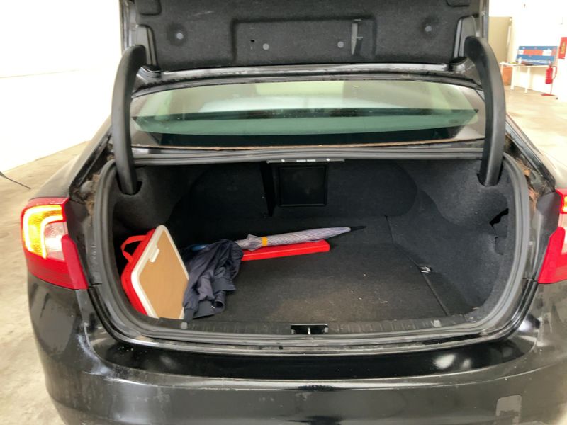 Volvo S60 1.6 D2 Kinetic 2012 – снимка 15
