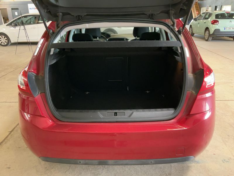 Peugeot 308 2.0 Blue-HDi Allure 2015 – снимка 15