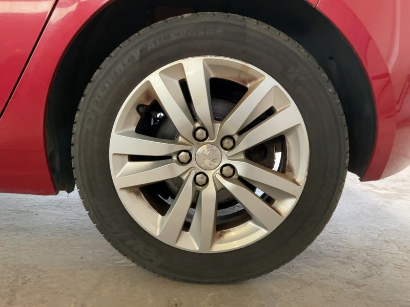 Peugeot 308 2.0 Blue-HDi Allure 2015 – снимка 5