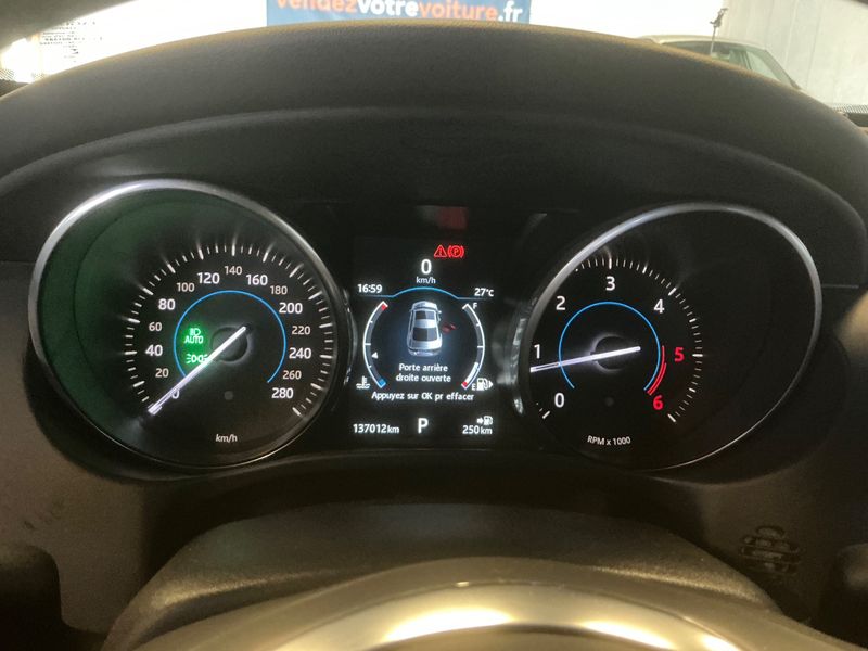 Jaguar XE 20d R-Sport 2017 – снимка 18