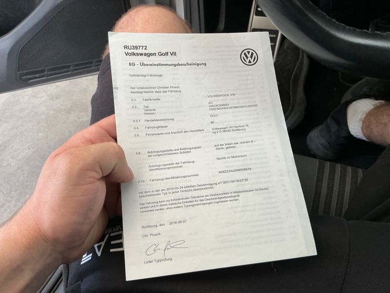 Volkswagen Golf VII 1.6 TDI Allstar BlueMotion Tech 2016 – снимка 21