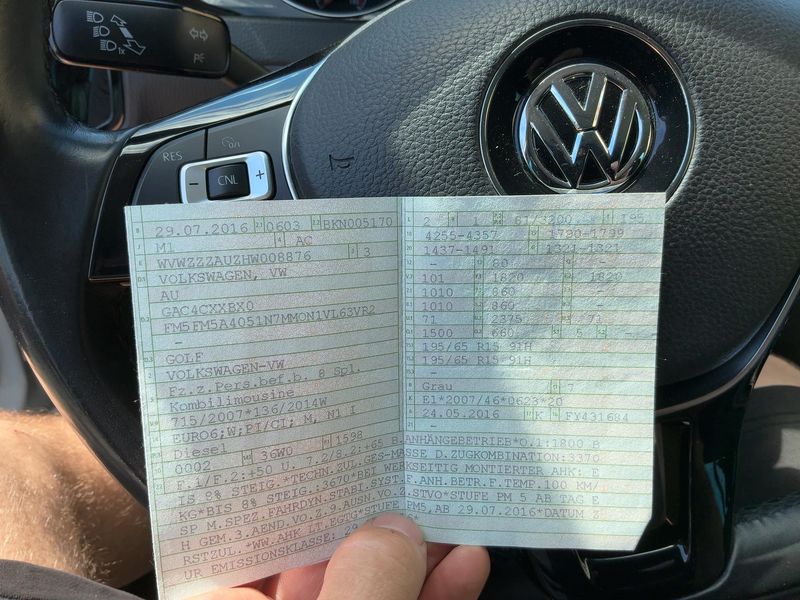 Volkswagen Golf VII 1.6 TDI Allstar BlueMotion Tech 2016 – снимка 20