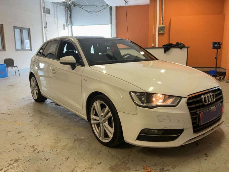Audi A3 Sportback 1.6 TDI S line Sportpaket 2013 – снимка 12