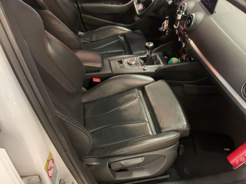 Audi A3 Sportback 1.6 TDI S line Sportpaket 2013 – снимка 16