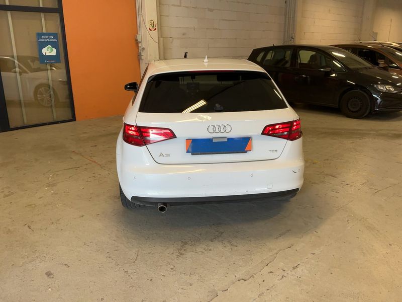 Audi A3 Sportback 1.6 TDI S line Sportpaket 2013 – снимка 7