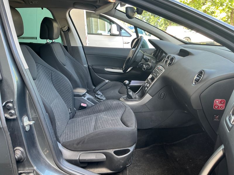 Peugeot 308 1.6 HDi Premium 2008 – снимка 3