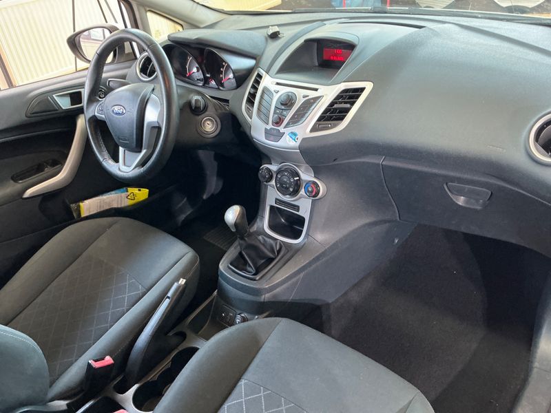 Ford Fiesta 1.25 Trend 2011 – снимка 3