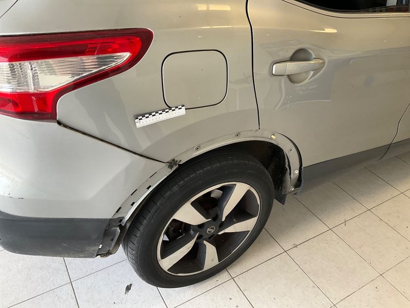 Nissan Qashqai 1.6 dCi Connect Edition 2015 – снимка 23