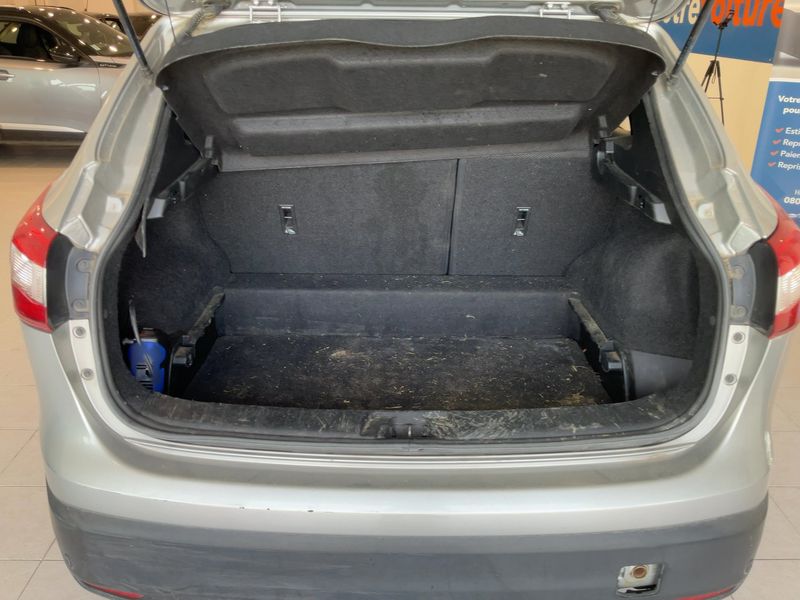 Nissan Qashqai 1.6 dCi Connect Edition 2015 – снимка 15
