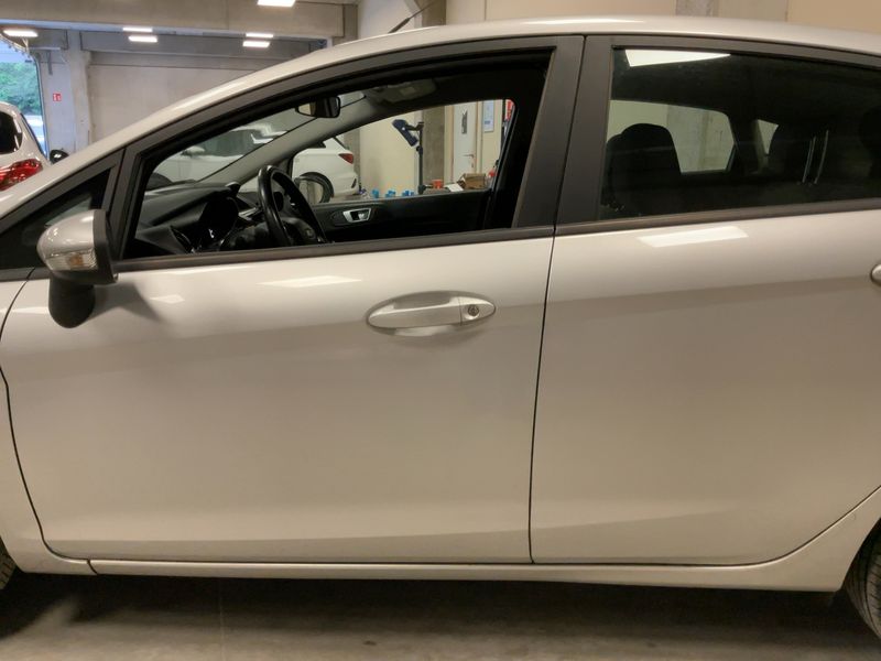 Ford Fiesta 1.5 TDCi SYNC Edition 2015 – снимка 4