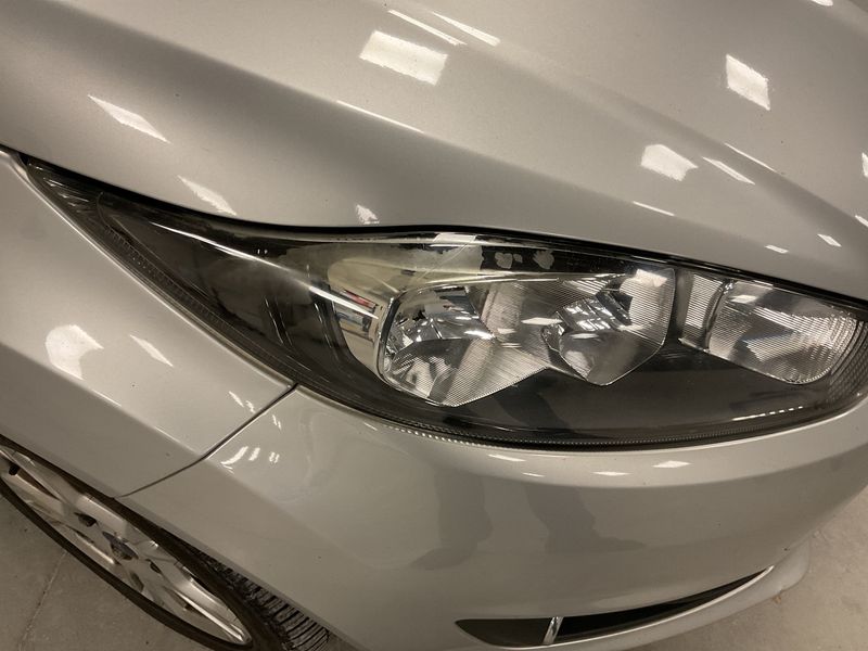 Ford Fiesta 1.5 TDCi SYNC Edition 2015 – снимка 27