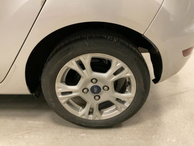 Ford Fiesta 1.5 TDCi SYNC Edition 2015 – снимка 5
