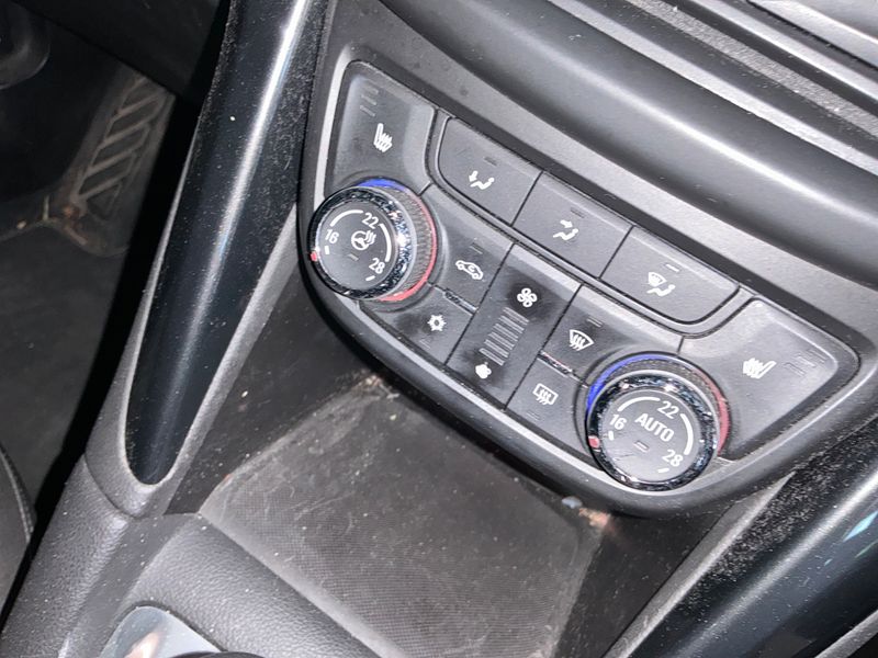 Opel Zafira Tourer 2.0 CDTI Innovation 2016 – снимка 29