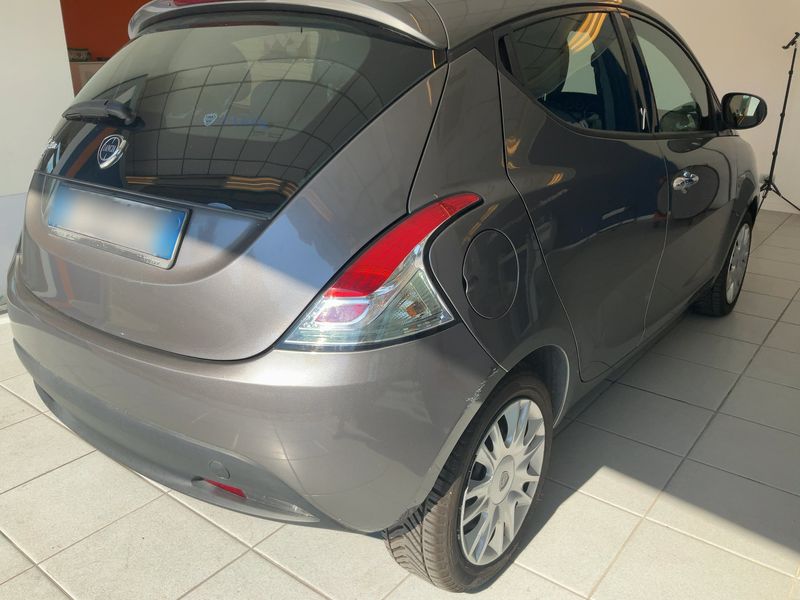 Lancia Ypsilon 1.2 Silver 2014 – снимка 8