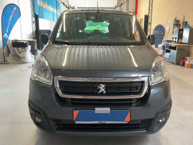 Peugeot Partner 1.2 PureTech Allure 2018 – снимка 14
