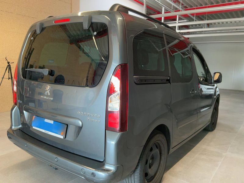 Peugeot Partner 1.2 PureTech Allure 2018 – снимка 8