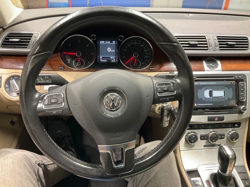 Volkswagen Passat 2.0 TDI Highline BlueMotion Tech 2013 – снимка 17