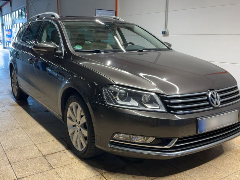 Volkswagen Passat 2.0 TDI Highline BlueMotion Tech 2013 – снимка 12
