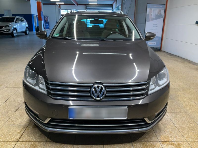 Volkswagen Passat 2.0 TDI Highline BlueMotion Tech 2013 – снимка 14