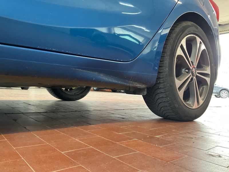 Kia Carens 2.0 GDI Spirit 2015 – снимка 28