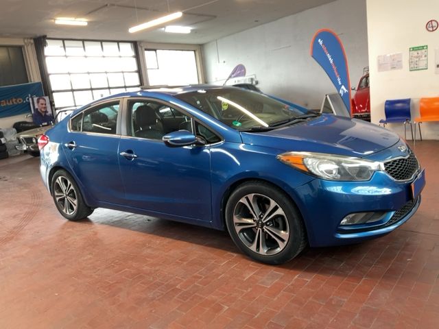 Kia Carens 2.0 GDI Spirit 2015 – снимка 12