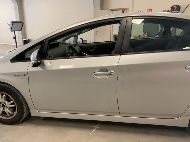 Toyota Prius 1.8 Executive 2010 – снимка 4