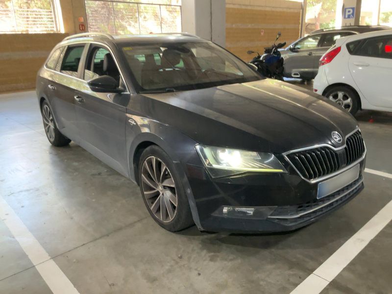 Skoda Superb 2.0 TDI Laurin & Klement 2018 – снимка 12