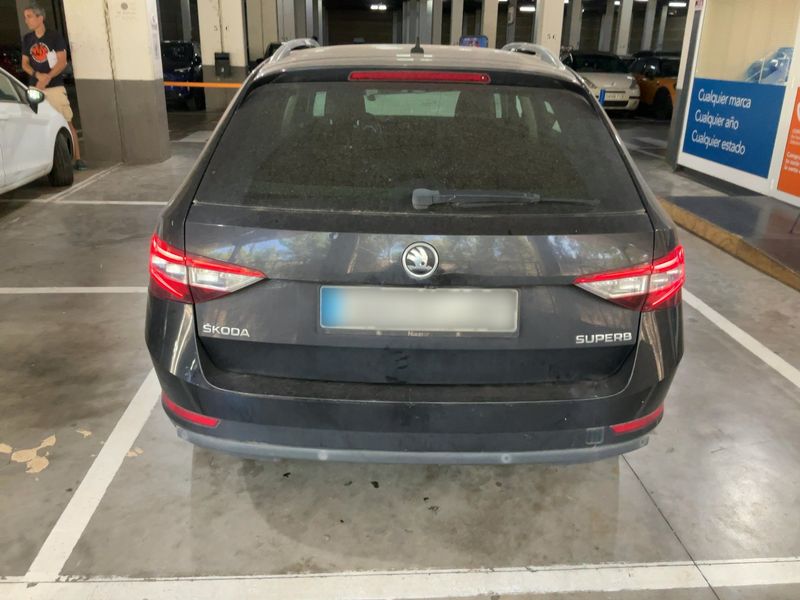 Skoda Superb 2.0 TDI Laurin & Klement 2018 – снимка 7