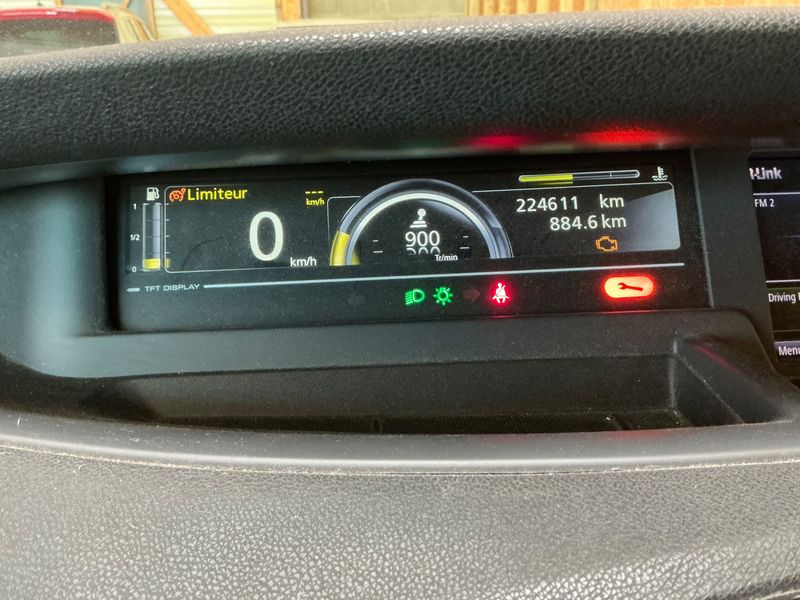 Renault Grand Scenic 1.6 dCi Energy Bose 2016 – снимка 18